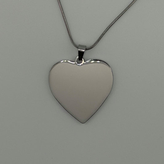 Lasergravierter Halskette aus Edelstahl mit Namen, personalisiert
