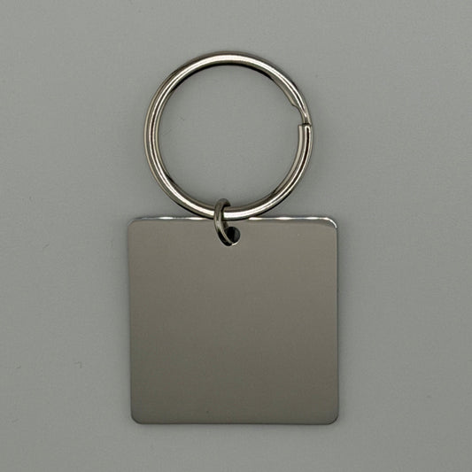 Lasergravierter Schlüsselanhänger aus Edelstahl mit Namen, personalisiert
